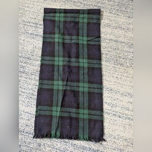 Woman's wool scarf